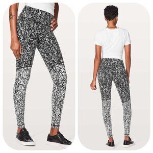 Lululemon 12 Wunder Under High-Rise Tight Blocked Full-On Luxtreme 28" black